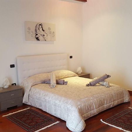 Dimora Di Mara Bed & Breakfast Сантерамо ин Коле Екстериор снимка