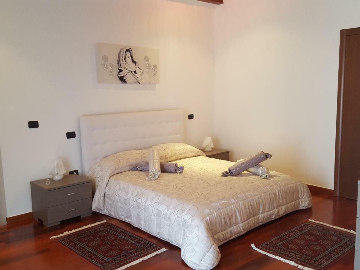 Dimora Di Mara Bed & Breakfast Сантерамо ин Коле Екстериор снимка